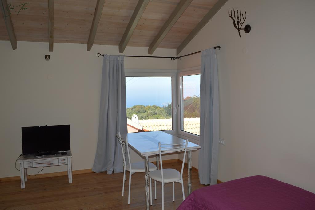 Spiti Thea Apartman Makrádes Kültér fotó